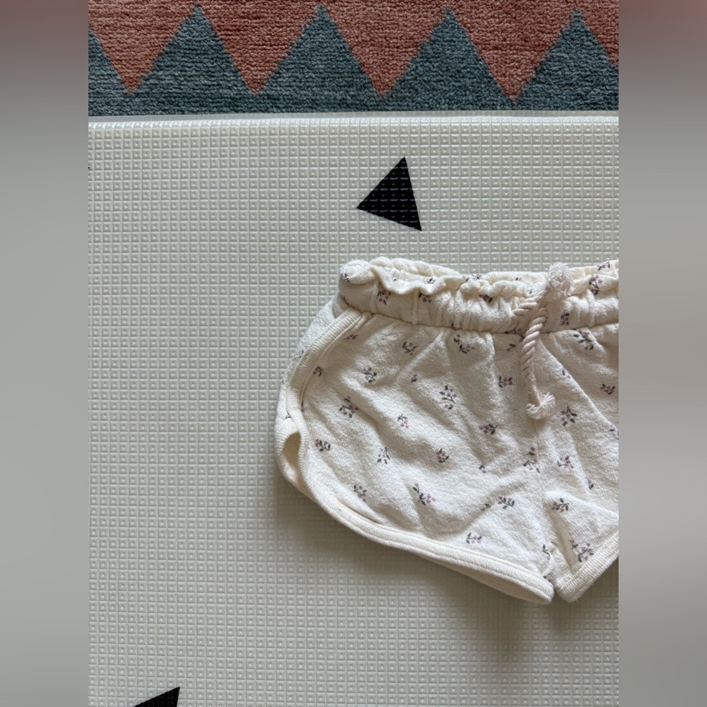 Easy Peasy|Baby girl,toddler comfy shorts in ditsy floral Cream•organic cotton